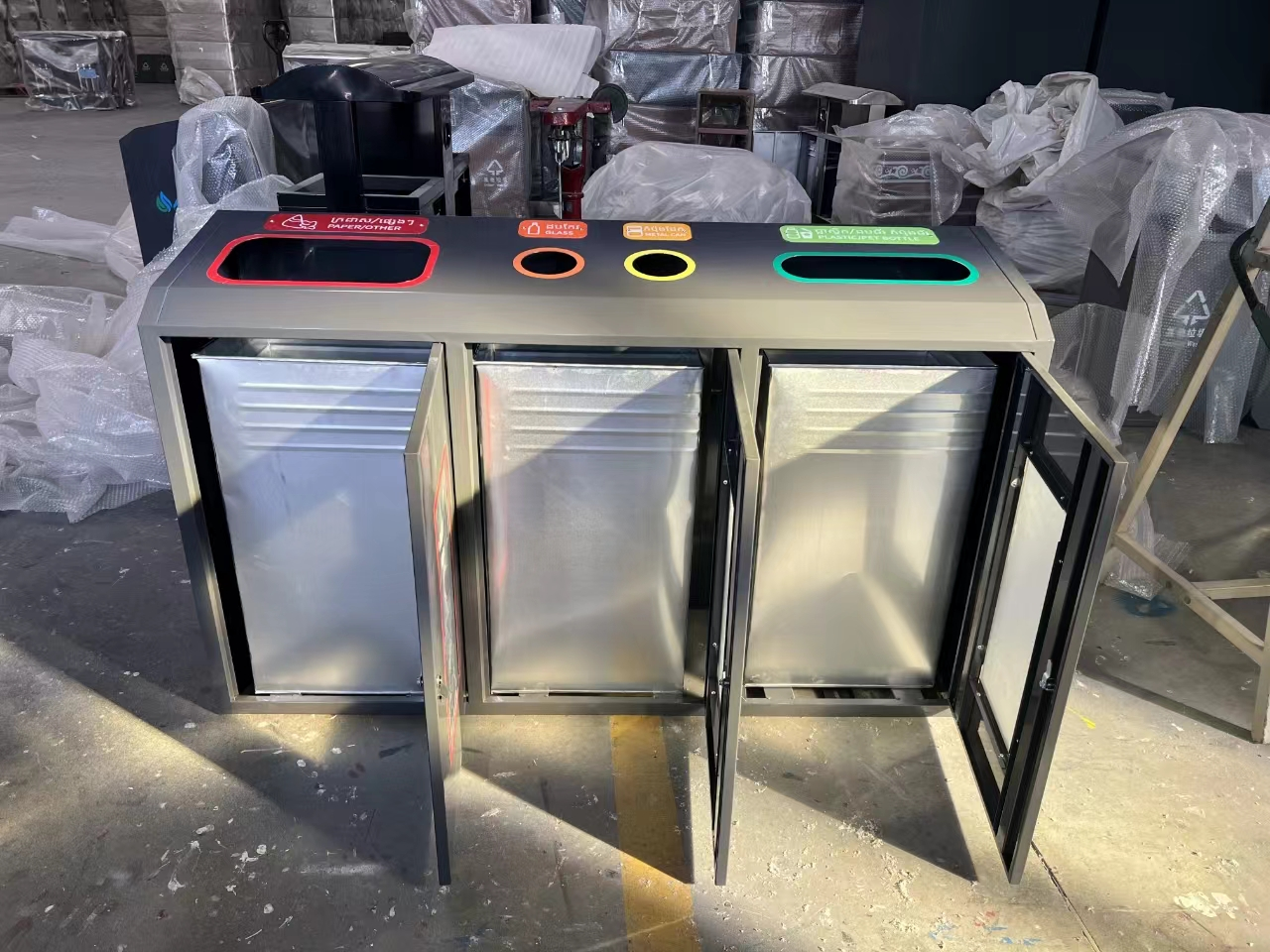 Customized trash can orders from Cambodian customers 8