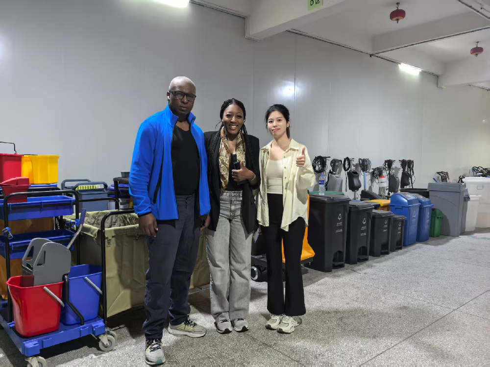 Congo Long-term Customer Visits Kanghome Cleaning to Deepen Cooperation and Start a New Chapter
