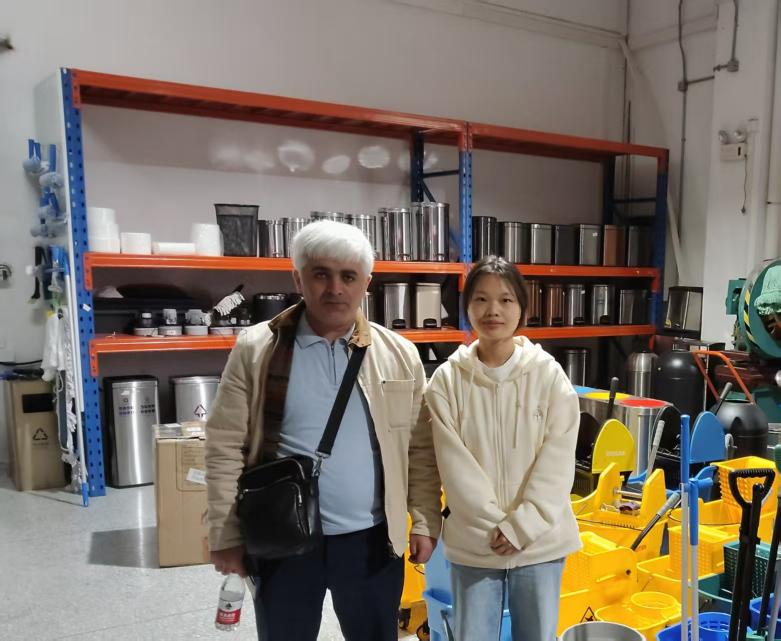 Representatives from KUPI Company came to inspect Kanghome Cleaning, the core products were favored, opening up a new opportunity for cooperation